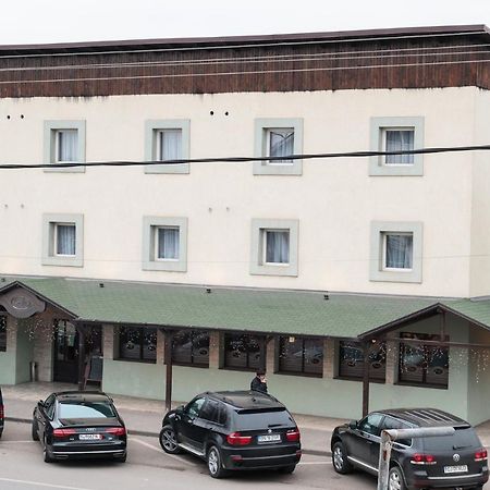 Отель Casa De Piatra Bistro Клуж-Напока Экстерьер фото