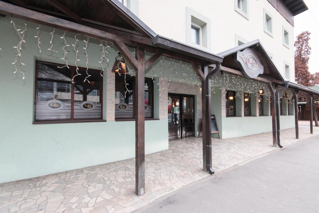 Отель Casa De Piatra Bistro Клуж-Напока Экстерьер фото